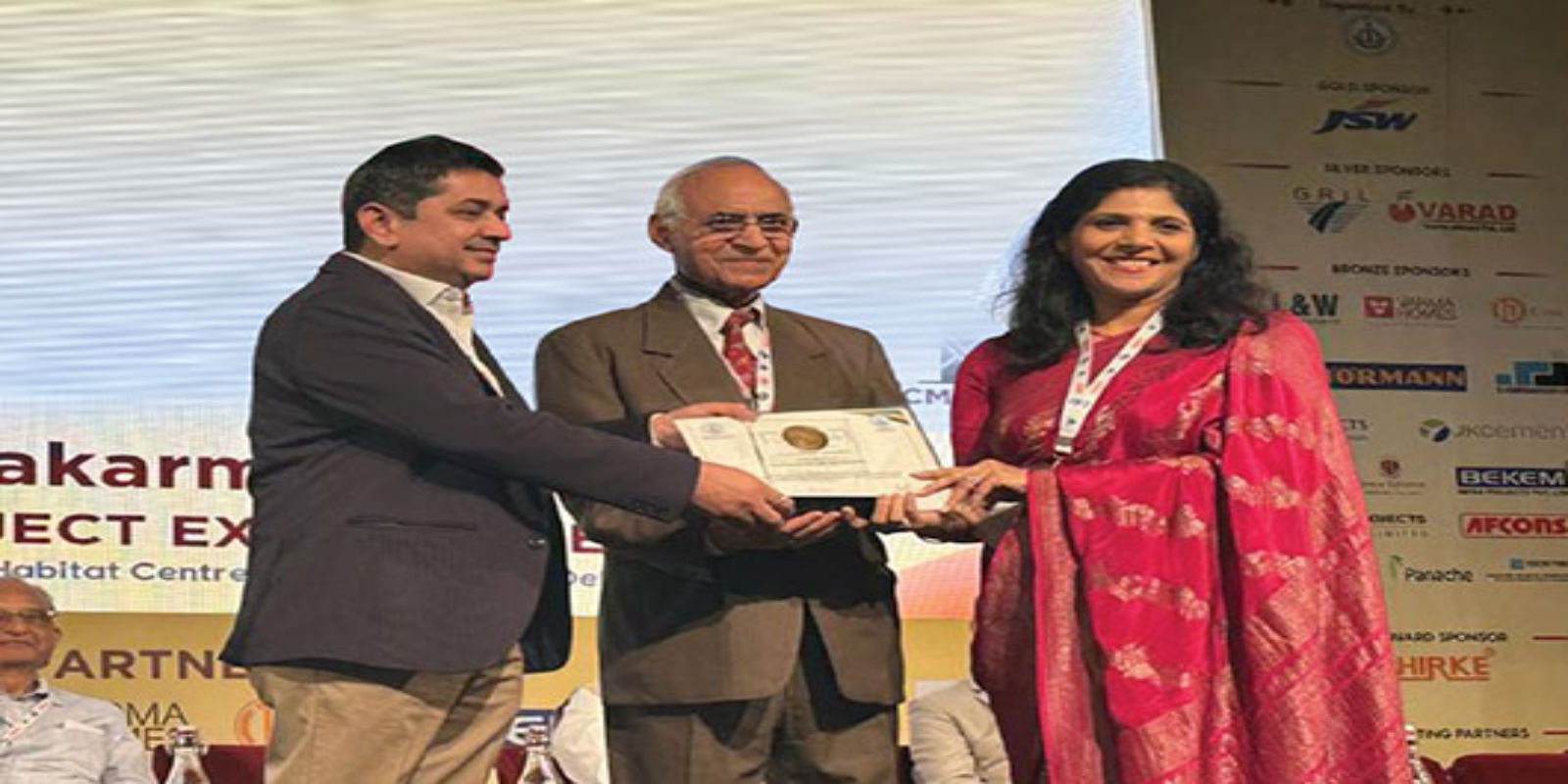 Dr. Mini Varma received the 15th CIDC Vishwakarma Award 2024